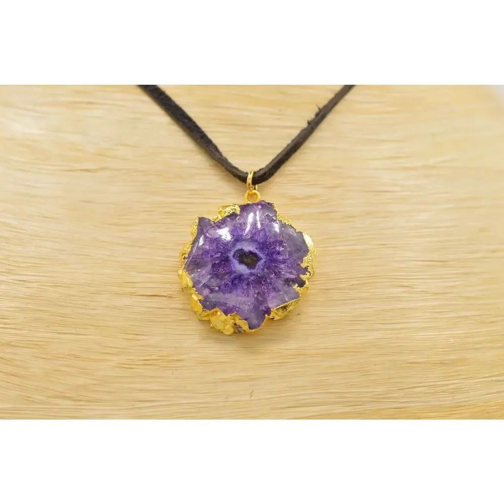 Calinana Handmade USA Necklace Pendant Geode Purple Stone Brushed Gold Bin3D
